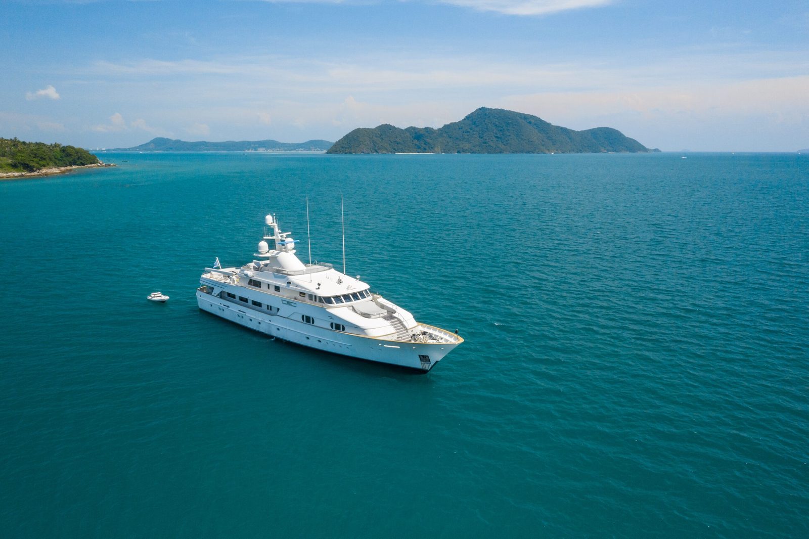 Motoryacht oder Segelyacht