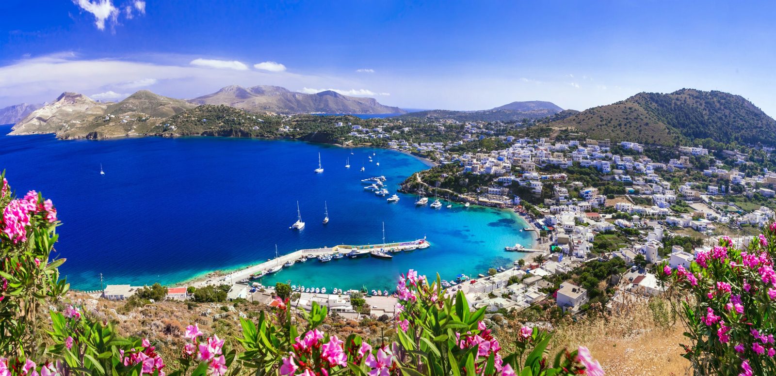 Luxusyacht-Charter: Die besten Reiseziele für jede Jahreszeit